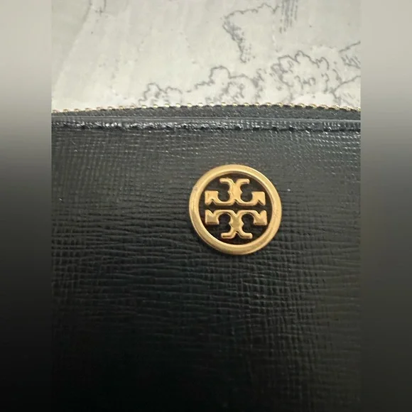Tory Burch Women's Robinson Zip Continental Wallet nwt - Picture 6 of 14